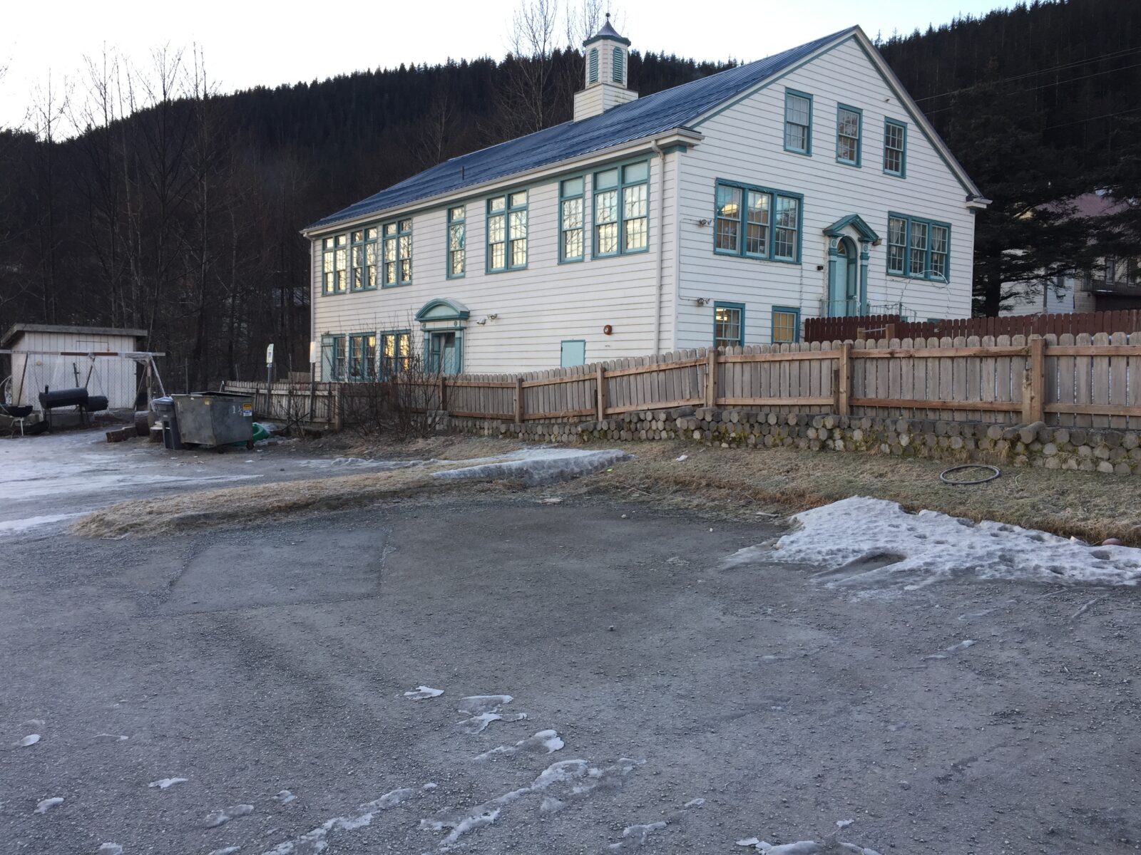 Juneau Montessori School Parking Lot